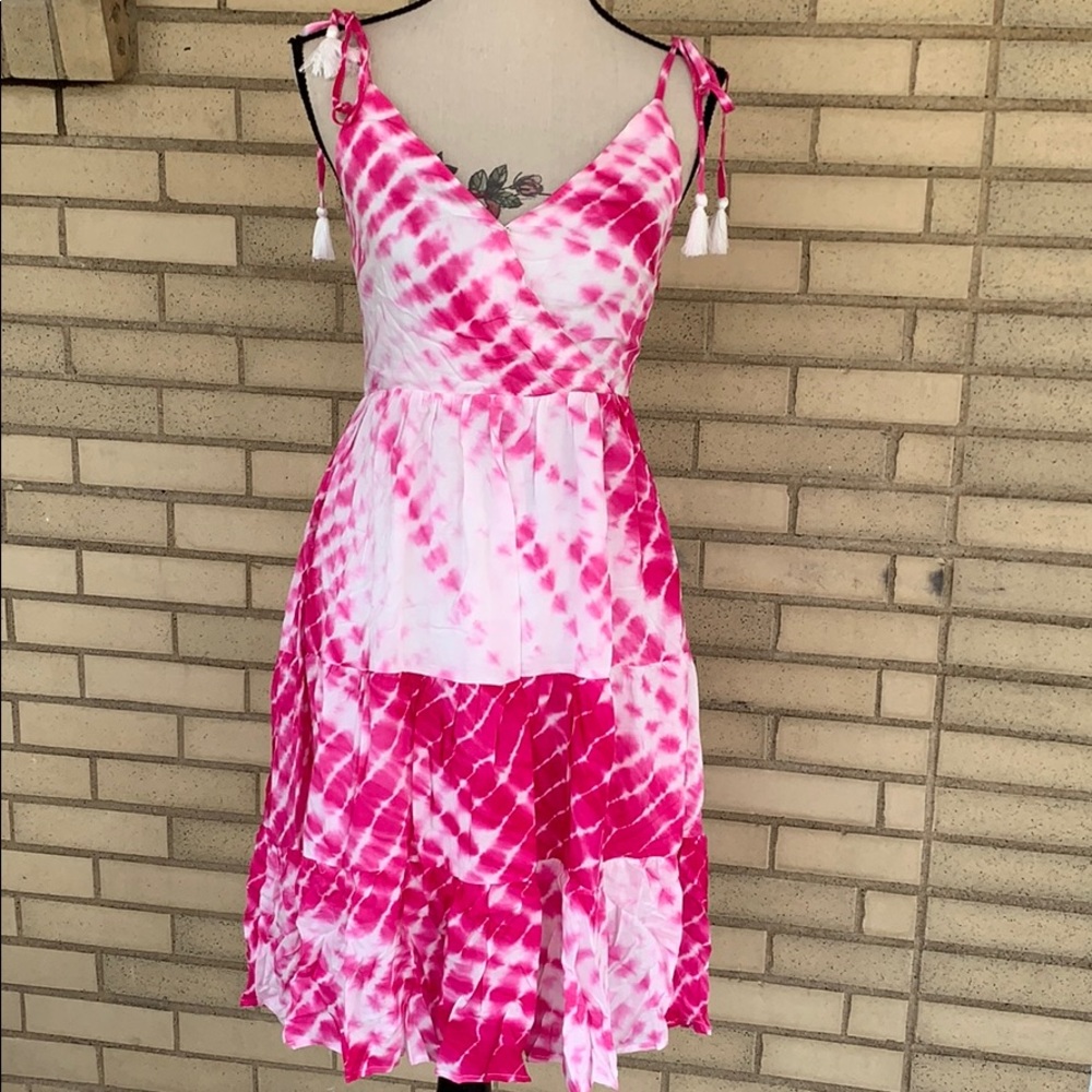 ❌DONATED❌Fuchsia Pink Tie Dye V-neck Lined Tie Shoulders Midi Dress - Picture 4 of 11